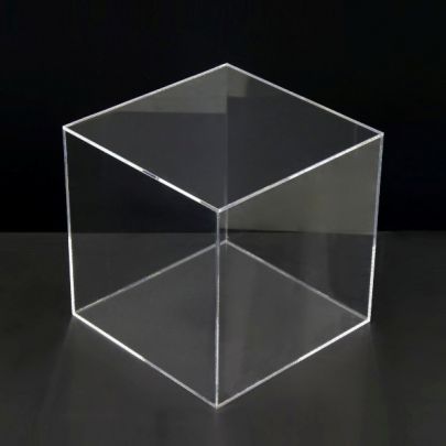 Plexiglas box / kubus